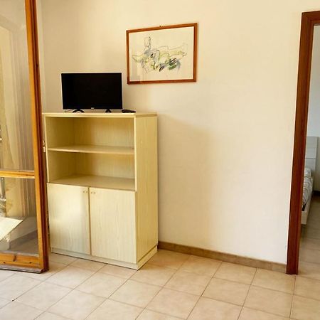 Capoliveri Appartamento Panoramico Con Terrazzo Esterno foto