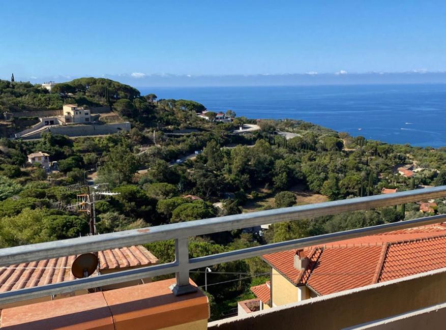 Capoliveri Appartamento Panoramico Con Terrazzo Esterno foto